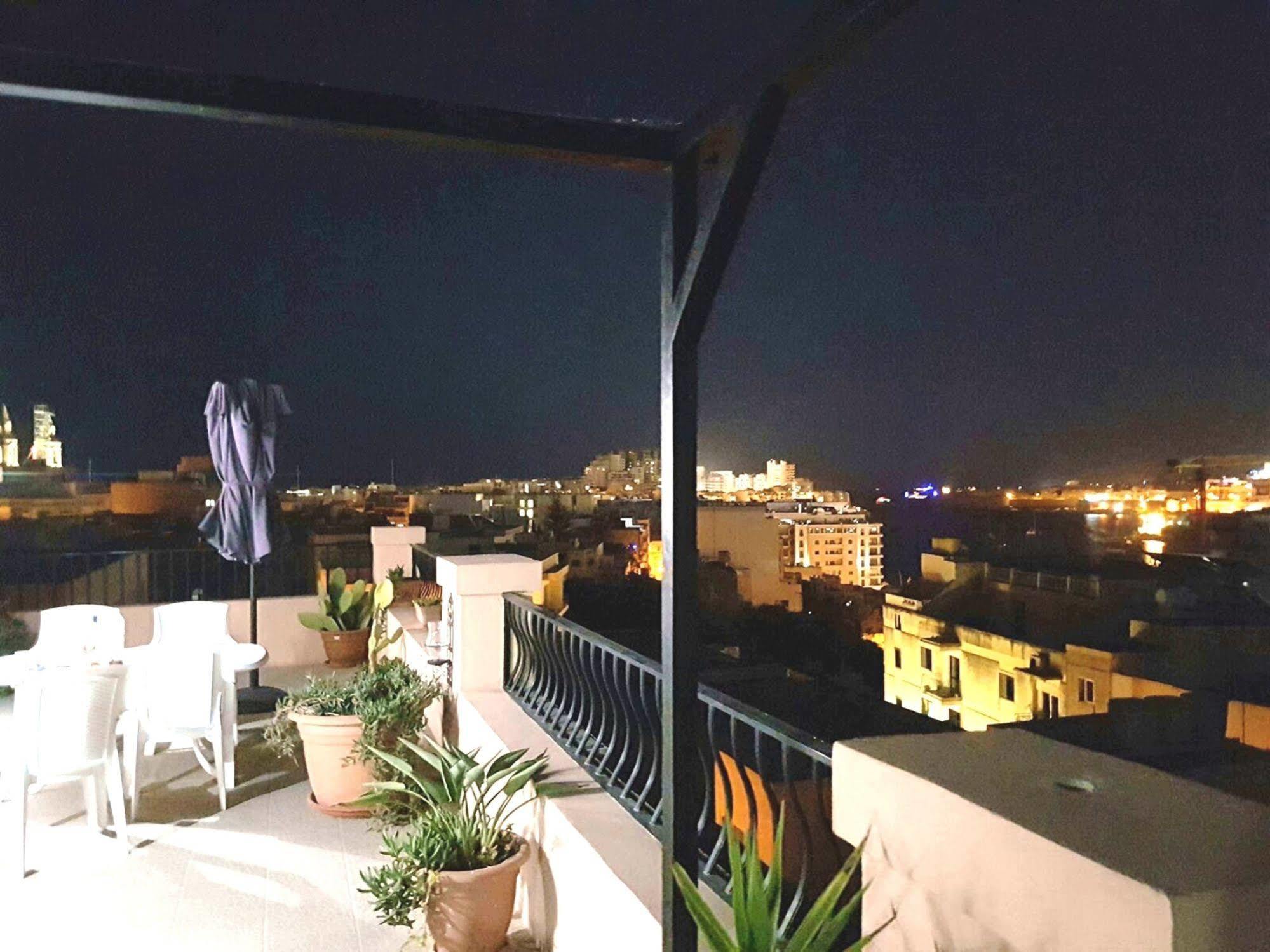 Bencini Apartments Gzira Luaran gambar